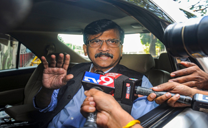sanjay raut says that delhi election result shows that modi and shah can also be defeated